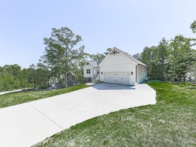 17 Wendover Drive, Cartersville, GA 30120
