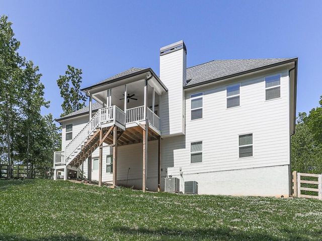 17 Wendover Drive, Cartersville, GA 30120