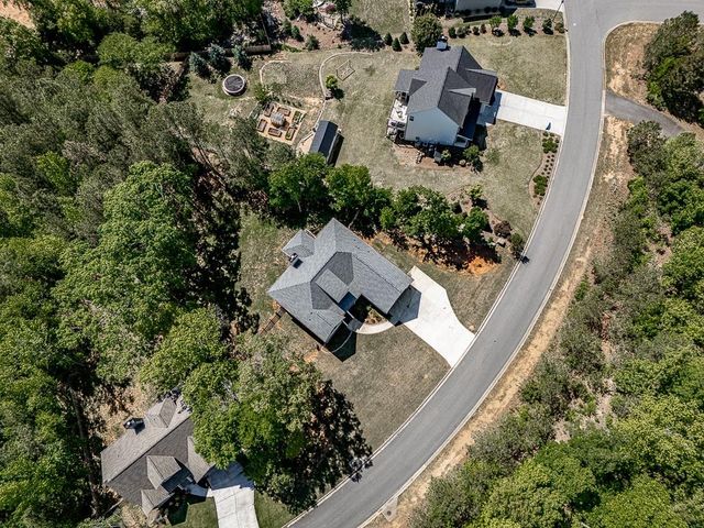 17 Wendover Drive, Cartersville, GA 30120