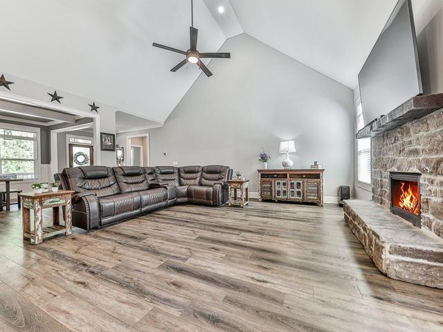 17 Wendover Drive, Cartersville, GA 30120