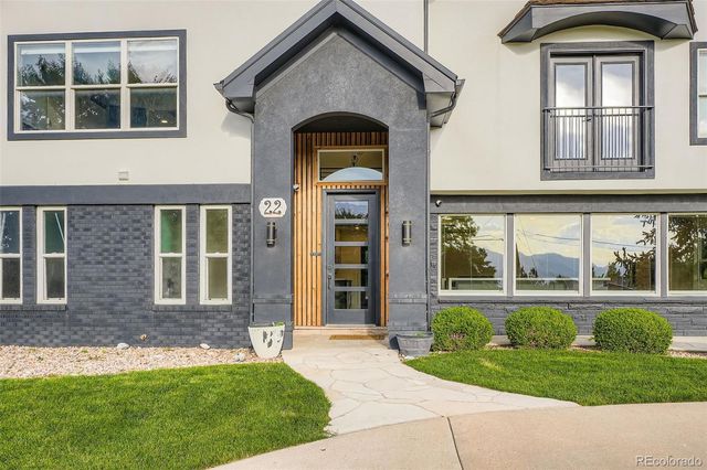 22 Rangeview Drive, Wheat Ridge, CO 80215