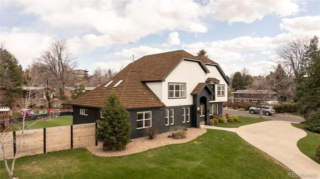 22 Rangeview Drive, Wheat Ridge, CO 80215