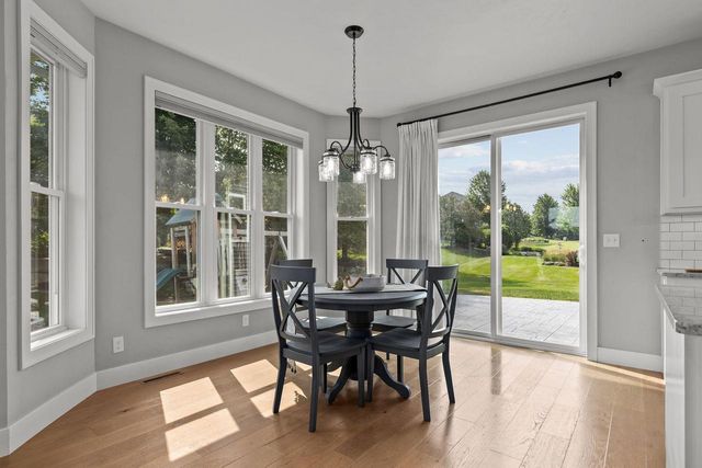 5644 N SUMMERLAND DRIVE, Appleton, WI 54913