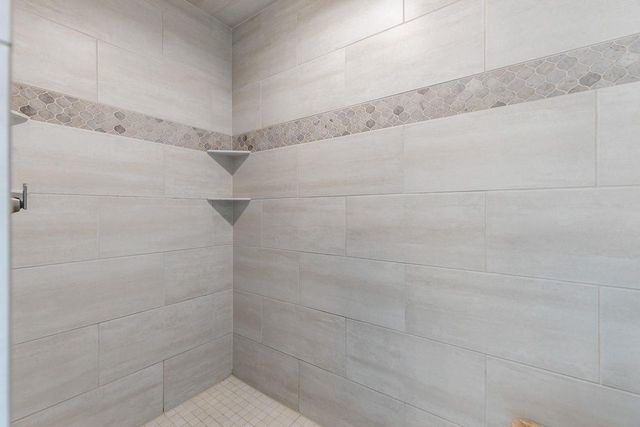 5644 N SUMMERLAND DRIVE, Appleton, WI 54913