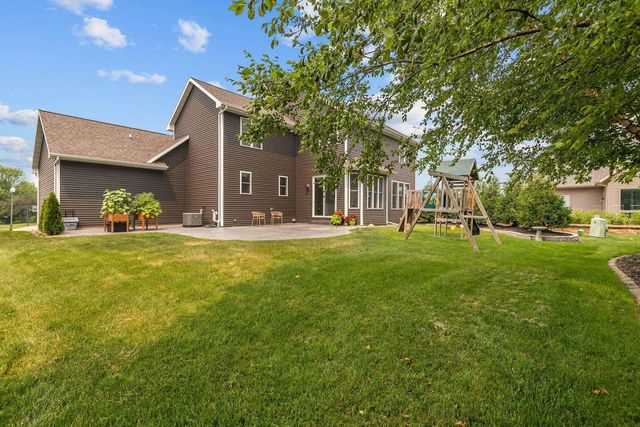 5644 N SUMMERLAND DRIVE, Appleton, WI 54913