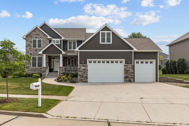 5644 N SUMMERLAND DRIVE, Appleton, WI 54913