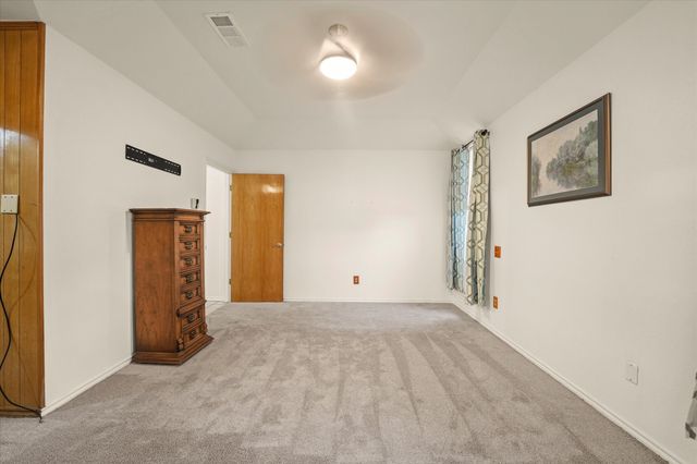 6691 W Hawkeye Road, Krum, TX 76249