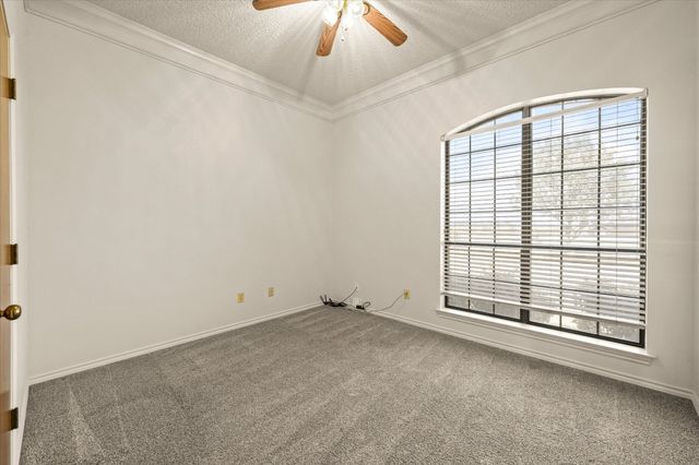 6691 W Hawkeye Road, Krum, TX 76249