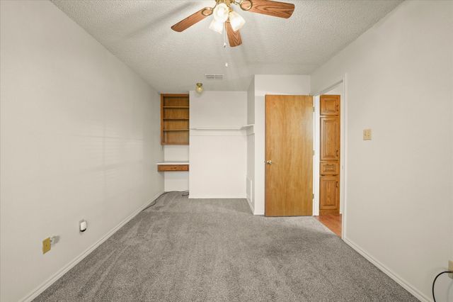 6691 W Hawkeye Road, Krum, TX 76249