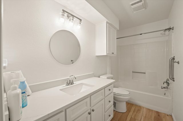 6691 W Hawkeye Road, Krum, TX 76249