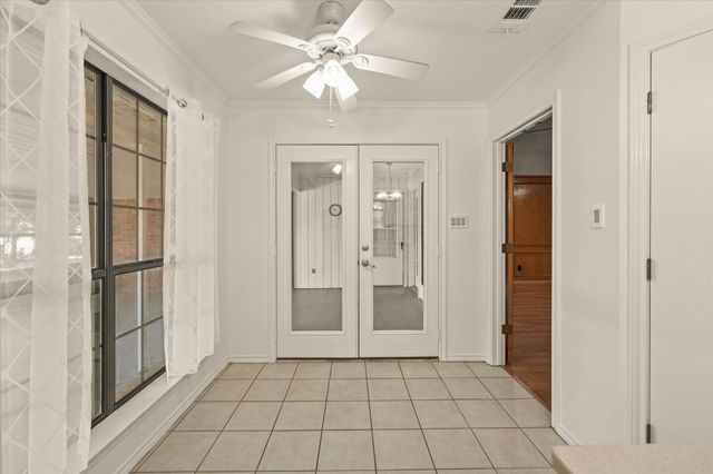 6691 W Hawkeye Road, Krum, TX 76249