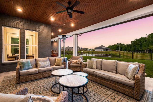 3206 Whispering Pecans Drive, Fulshear, TX 77441