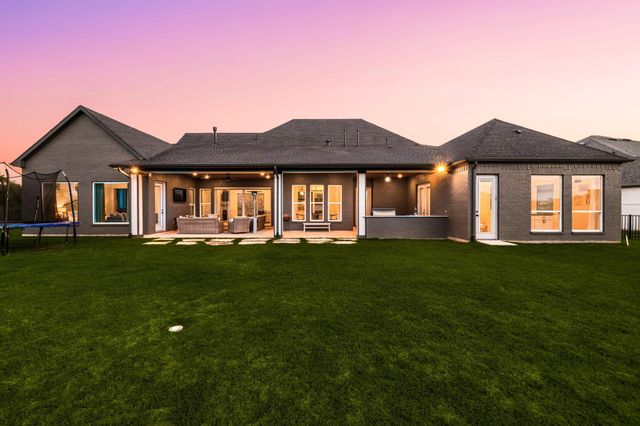 3206 Whispering Pecans Drive, Fulshear, TX 77441