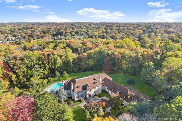 4 Cowdray Park Drive, Armonk, NY 10504