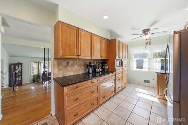 12 Boxwood Road, Piscataway, NJ 08854