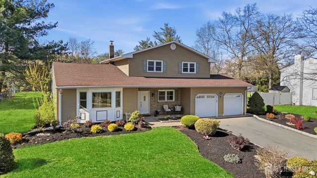 12 Boxwood Road, Piscataway, NJ 08854