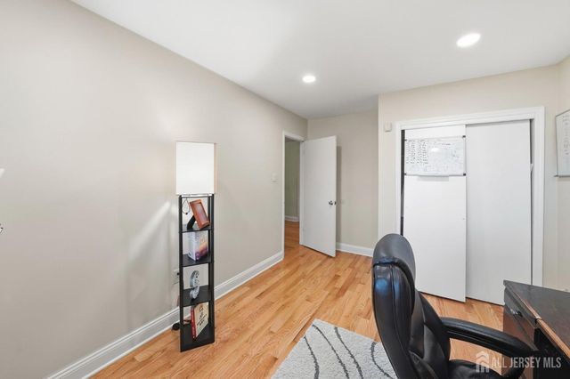 12 Boxwood Road, Piscataway, NJ 08854