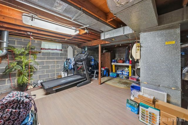 12 Boxwood Road, Piscataway, NJ 08854