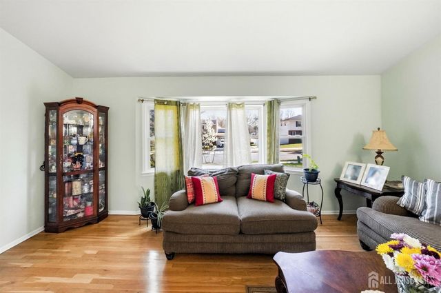 12 Boxwood Road, Piscataway, NJ 08854