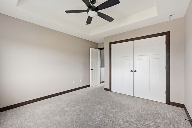 903 Carl Court, Solon, IA 52333