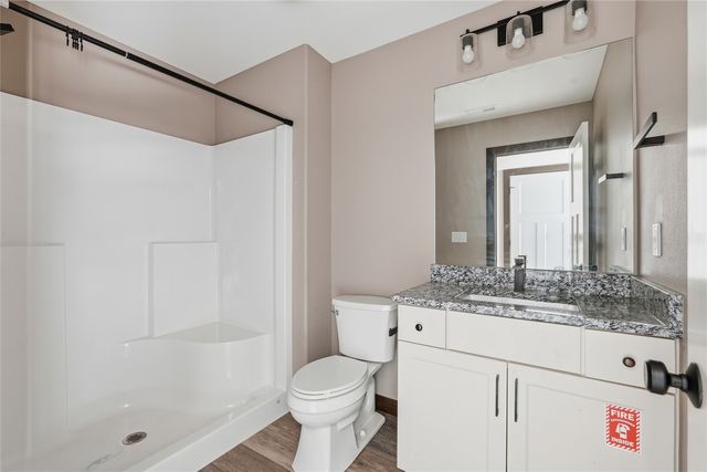 903 Carl Court, Solon, IA 52333