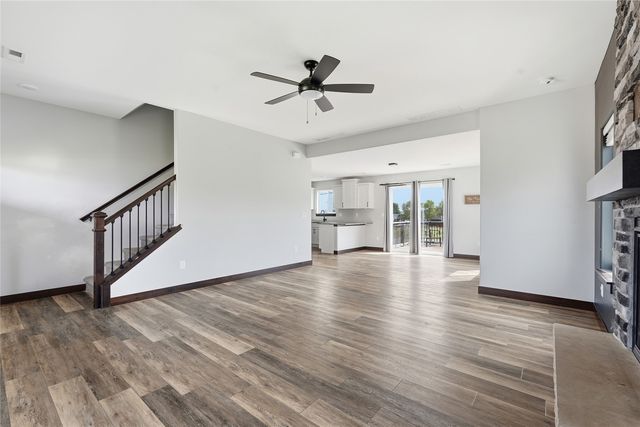 903 Carl Court, Solon, IA 52333