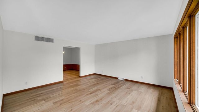 1307 Azalea Drive, Munster, IN 46321