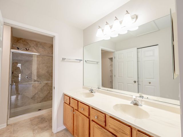 37 Corinth Drive 37, Tinley Park, IL 60477