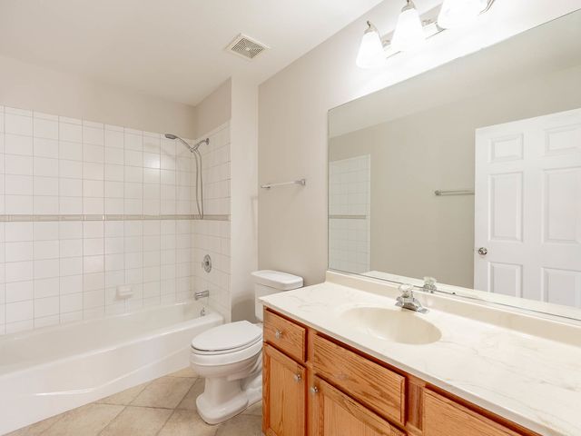 37 Corinth Drive 37, Tinley Park, IL 60477