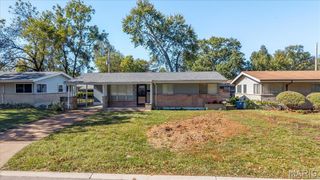 10115 Edgefield Drive, St Louis, MO 63136