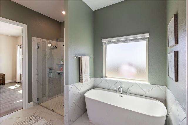 1073 Fleetwood Drive, Justin, TX 76247