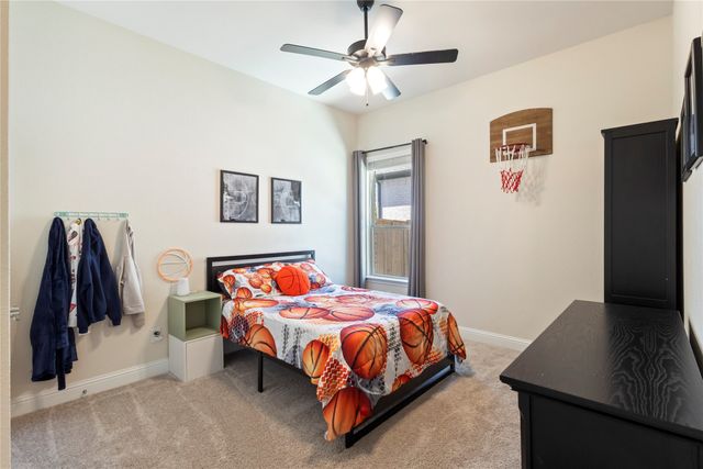 1073 Fleetwood Drive, Justin, TX 76247