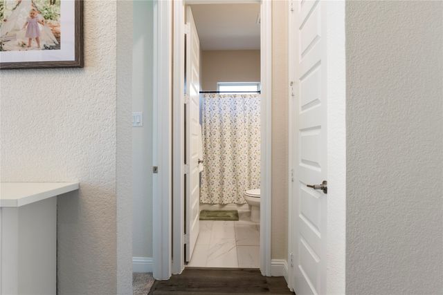1073 Fleetwood Drive, Justin, TX 76247