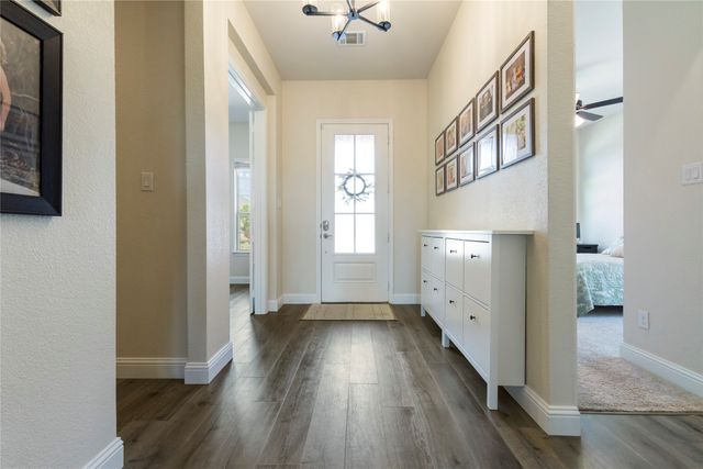 1073 Fleetwood Drive, Justin, TX 76247