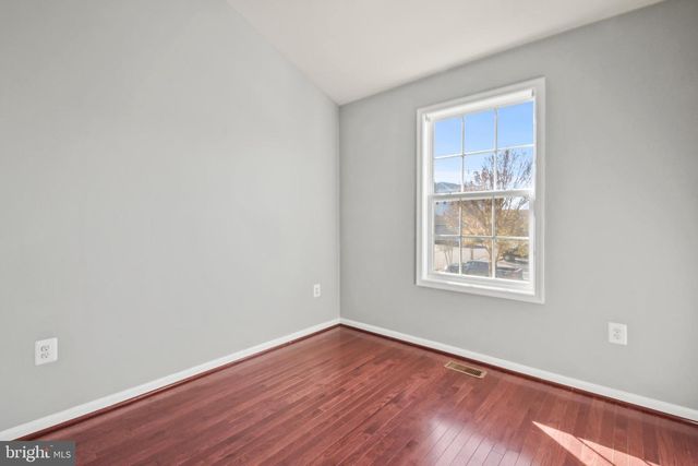 17320 LIBRARY BLVD, Ruther Glen, VA 22546