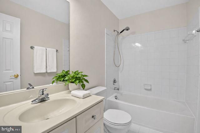 13200 BEAVER TER, Rockville, MD 20853