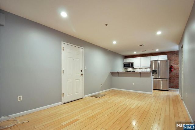 416 63rd Street 1C, West New York, NJ 07093