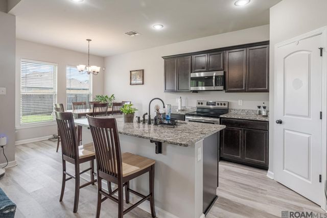 43125 Viewside Ave, Prairieville, LA 70769