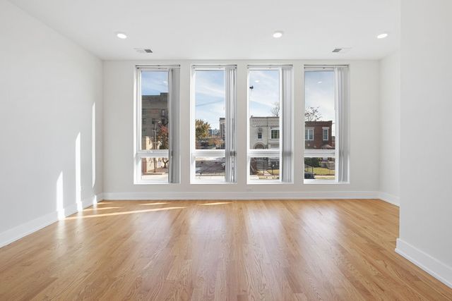 6316 S Evans Avenue, Chicago, IL 60637