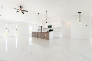 717 NW 19th TER, Cape Coral, FL 33993