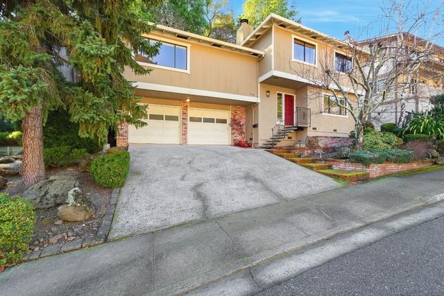 3181 Brittan Avenue, San Carlos, CA 94070