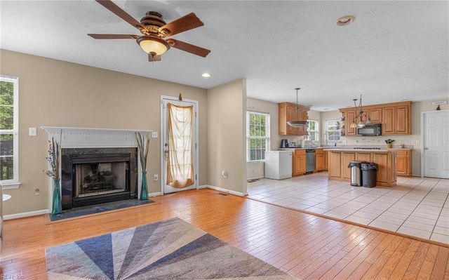 22 Welcome WAY, Hampton, VA 23666