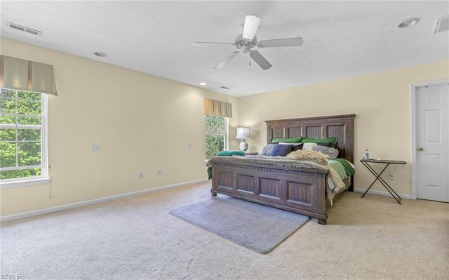 22 Welcome WAY, Hampton, VA 23666