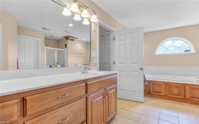 22 Welcome WAY, Hampton, VA 23666