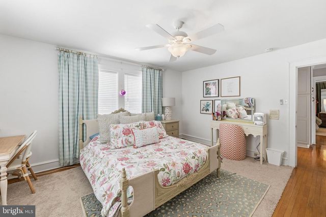 104 TREATY ELM LN, Haddonfield, NJ 08033