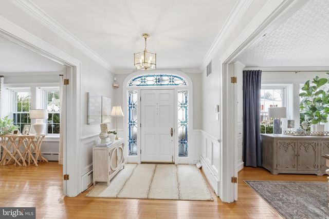 104 TREATY ELM LN, Haddonfield, NJ 08033