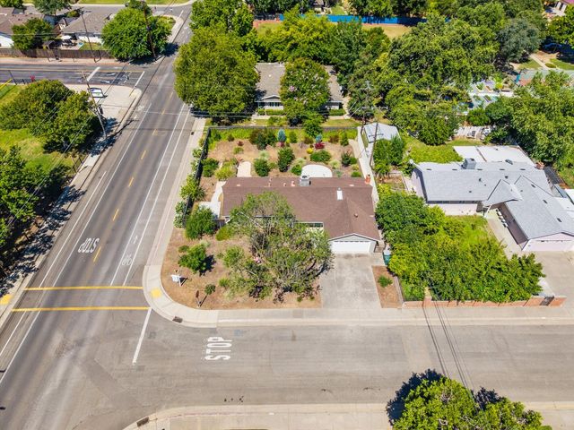2101 Bircher Way, Carmichael, CA 95608
