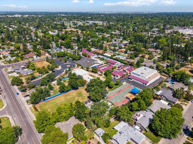 2101 Bircher Way, Carmichael, CA 95608