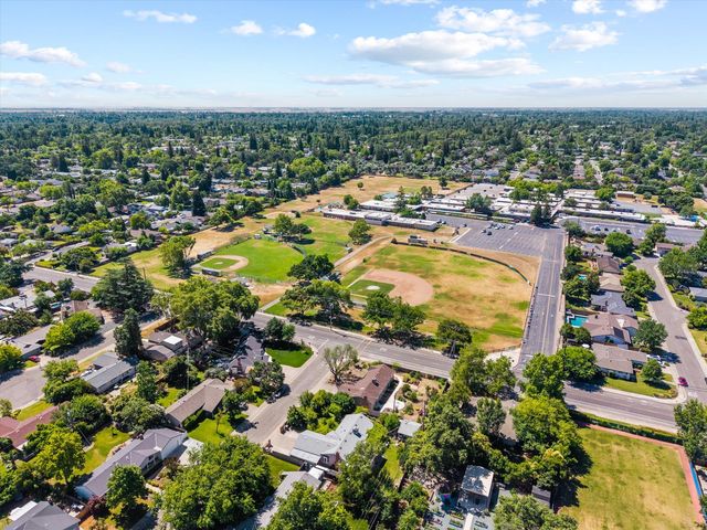 2101 Bircher Way, Carmichael, CA 95608
