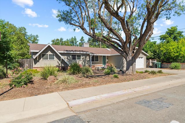2101 Bircher Way, Carmichael, CA 95608